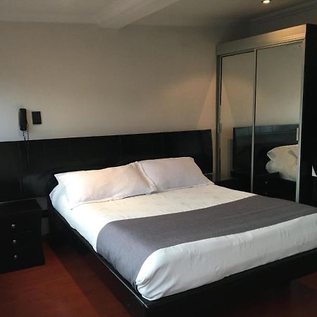 Hotel Ejecutivo Embajada 波哥大 外观 照片