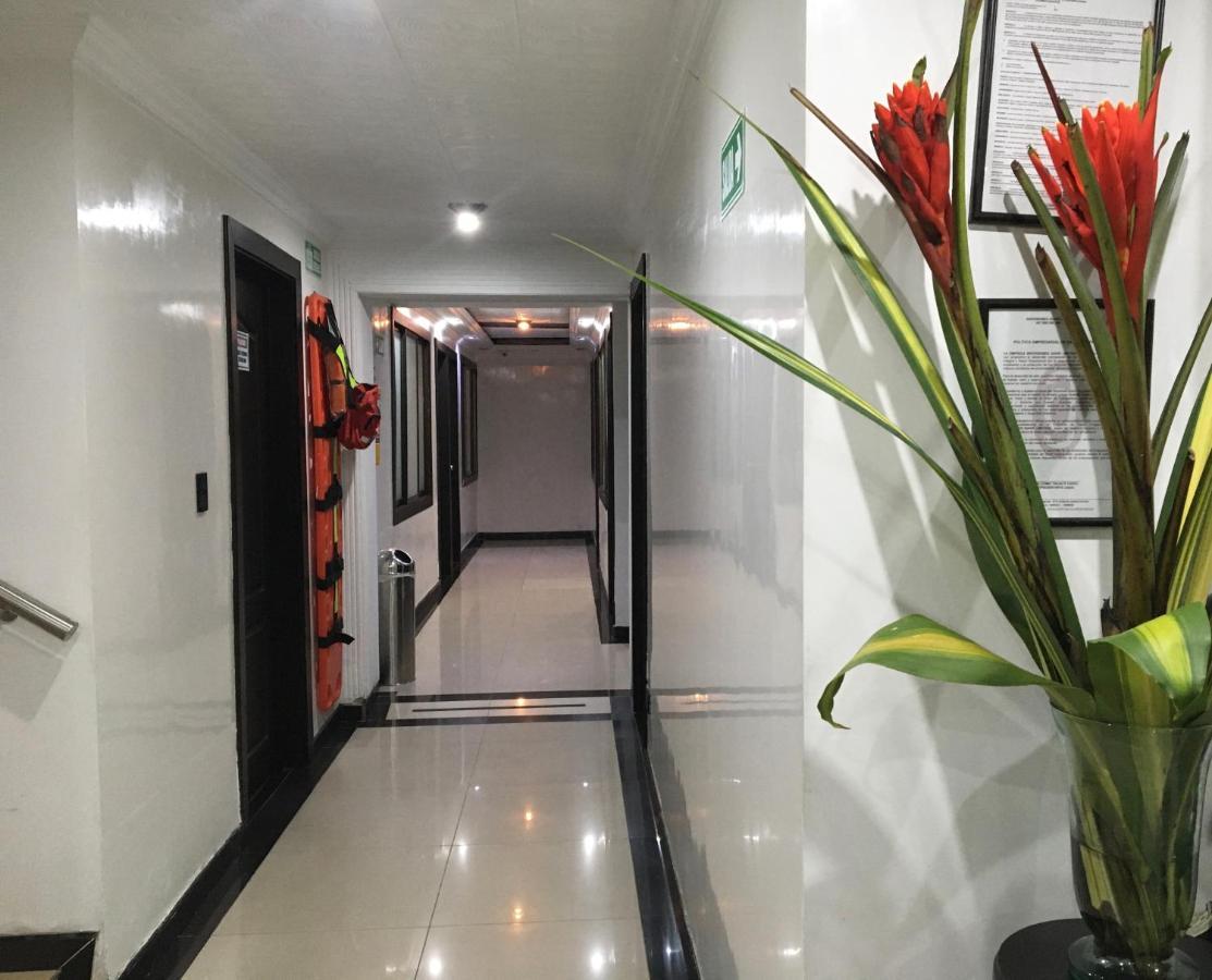 Hotel Ejecutivo Embajada 波哥大 外观 照片