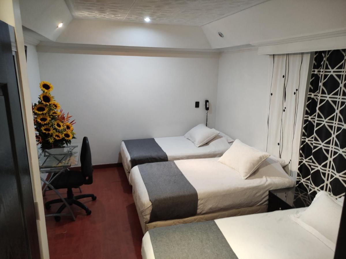 Hotel Ejecutivo Embajada 波哥大 外观 照片